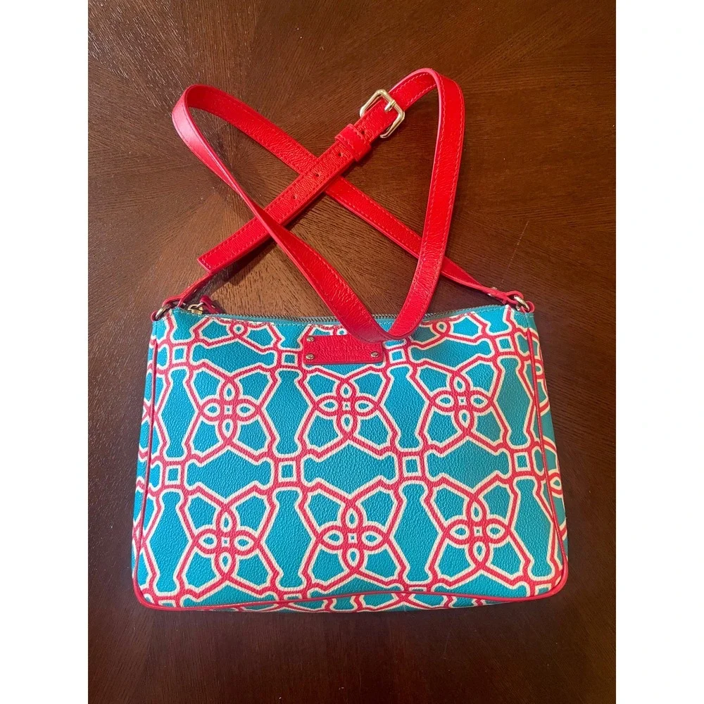 Kate Spade Crossbody Bag Womens Small Blue Pink Excellent Geometric Quatrefoil